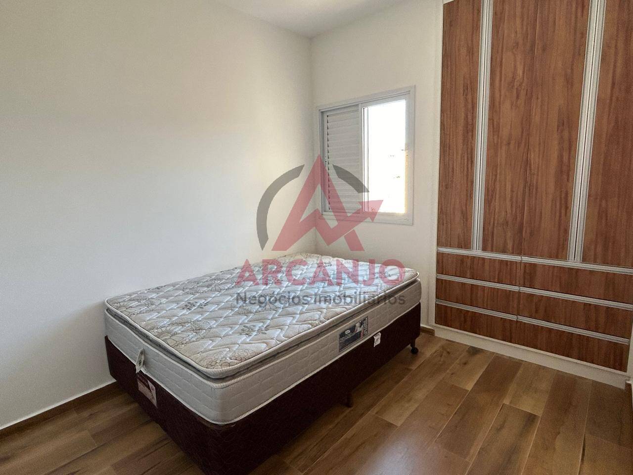 Apartamento à venda com 2 quartos, 75m² - Foto 15