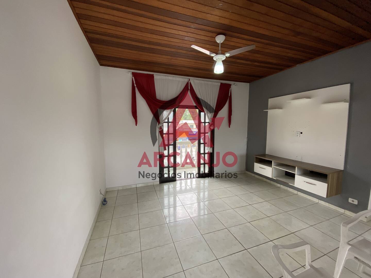 Apartamento para alugar com 2 quartos, 60m² - Foto 2