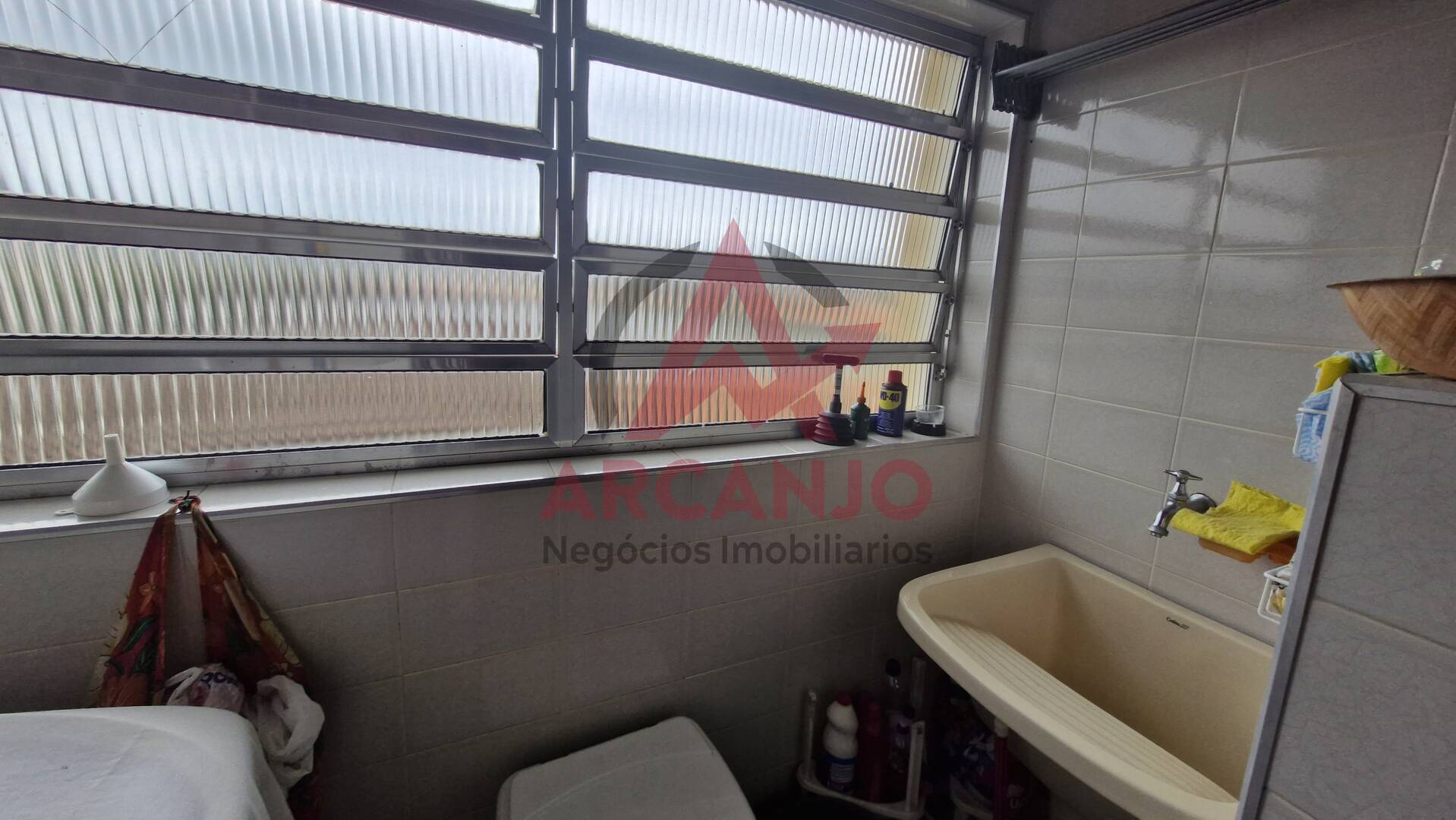 Apartamento à venda com 2 quartos, 75m² - Foto 12