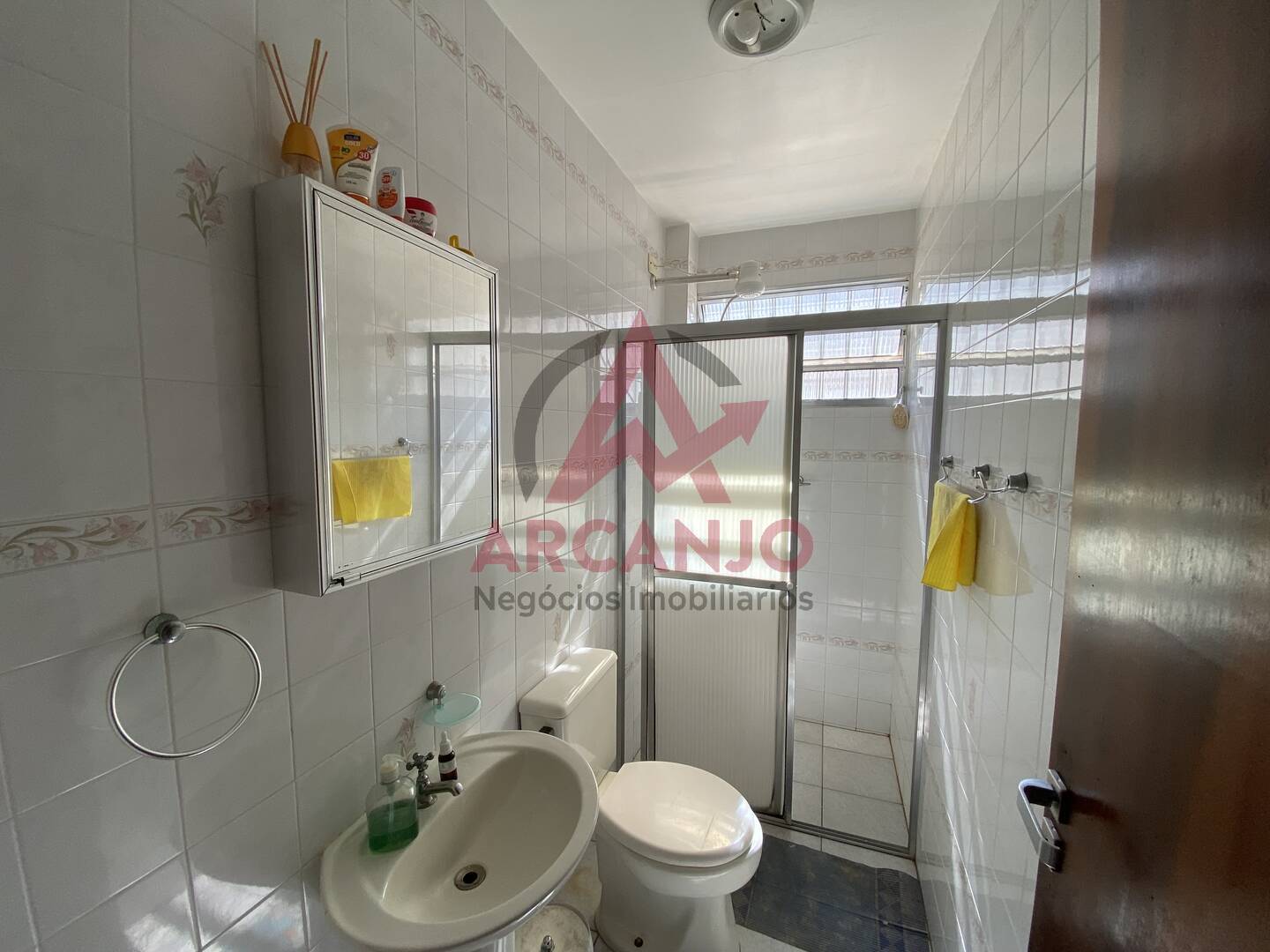 Apartamento à venda com 2 quartos, 68m² - Foto 8