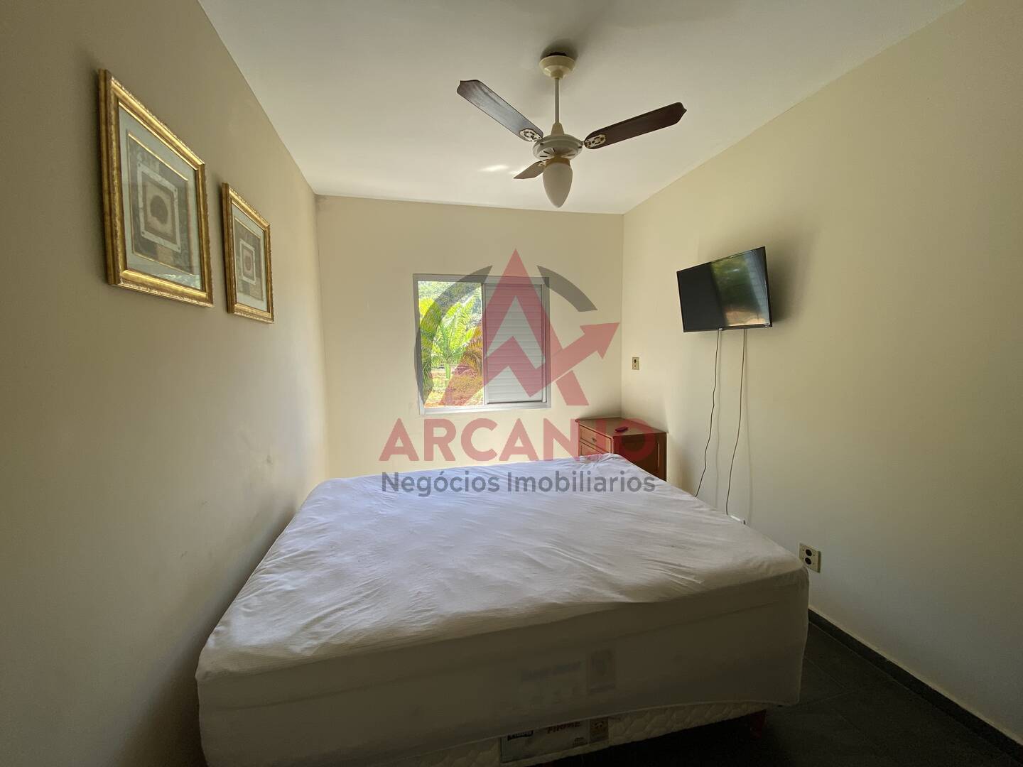 Apartamento à venda com 2 quartos, 68m² - Foto 2