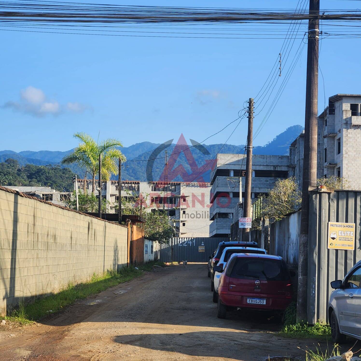 Apartamento à venda com 2 quartos, 60m² - Foto 2