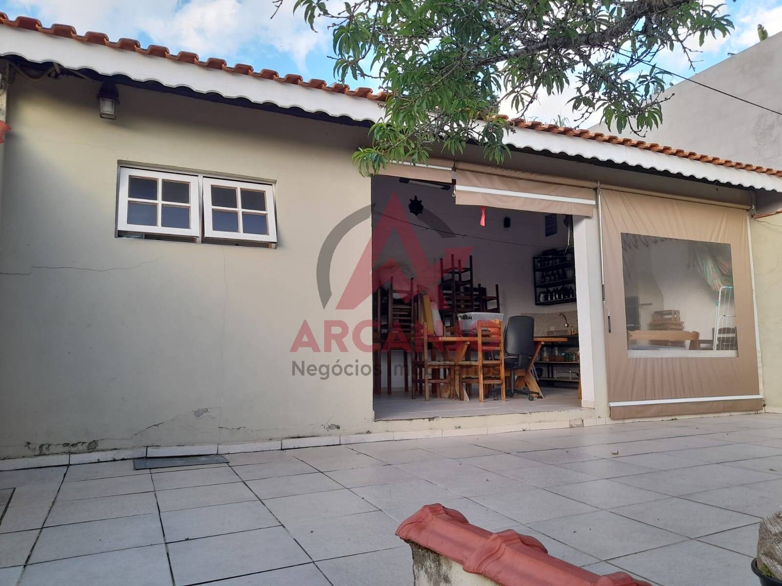 Casa à venda com 3 quartos, 250m² - Foto 5