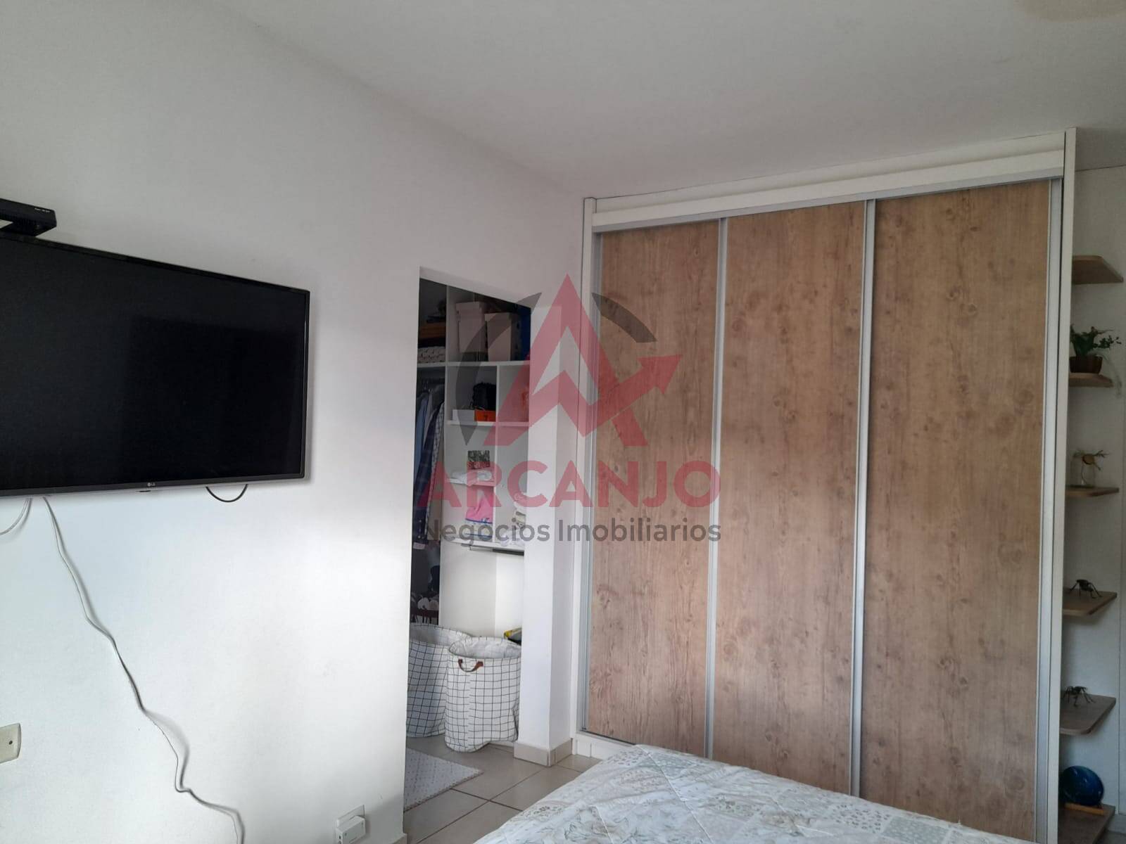 Casa à venda com 3 quartos, 250m² - Foto 13