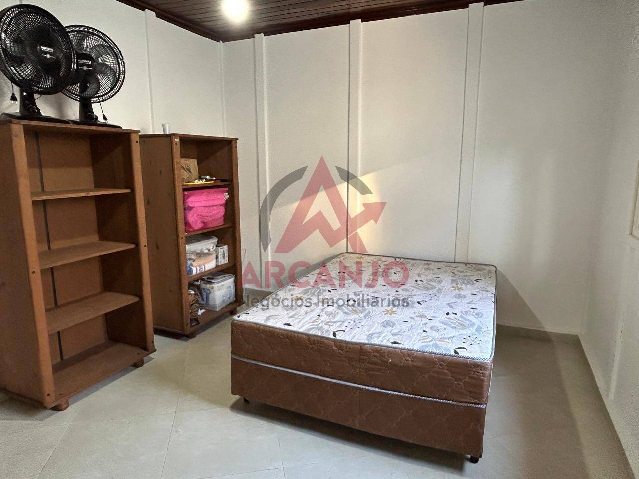 Casa à venda com 3 quartos, 180m² - Foto 32