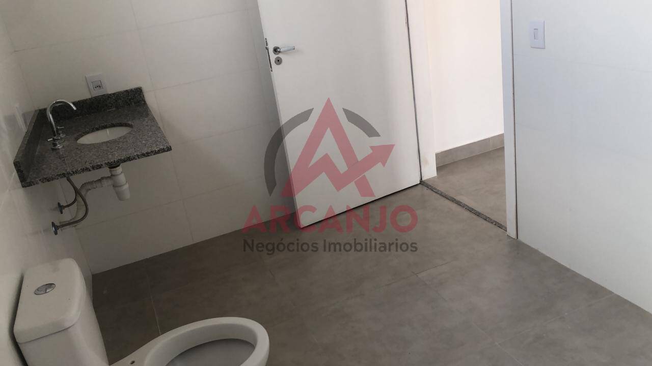 Casa à venda com 3 quartos, 210m² - Foto 9