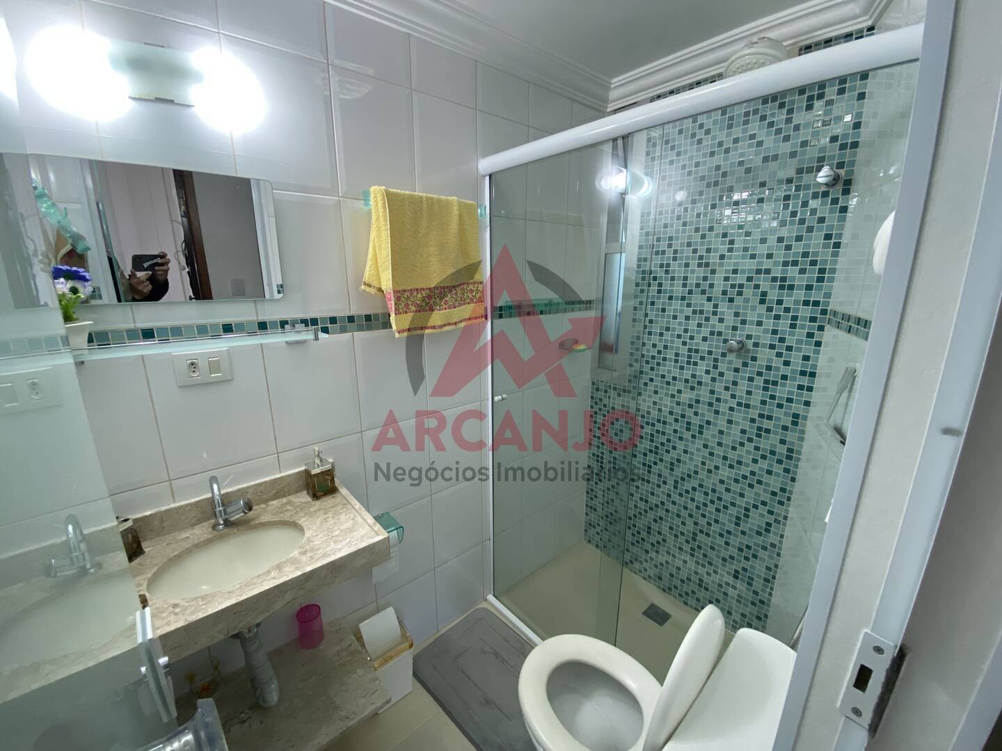 Apartamento à venda com 2 quartos, 65m² - Foto 11