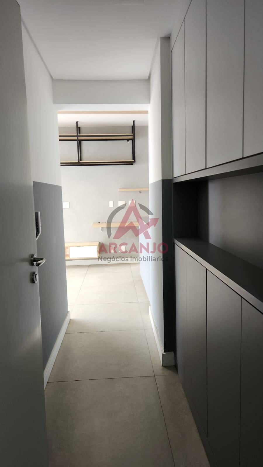 Apartamento à venda com 1 quarto, 41m² - Foto 1