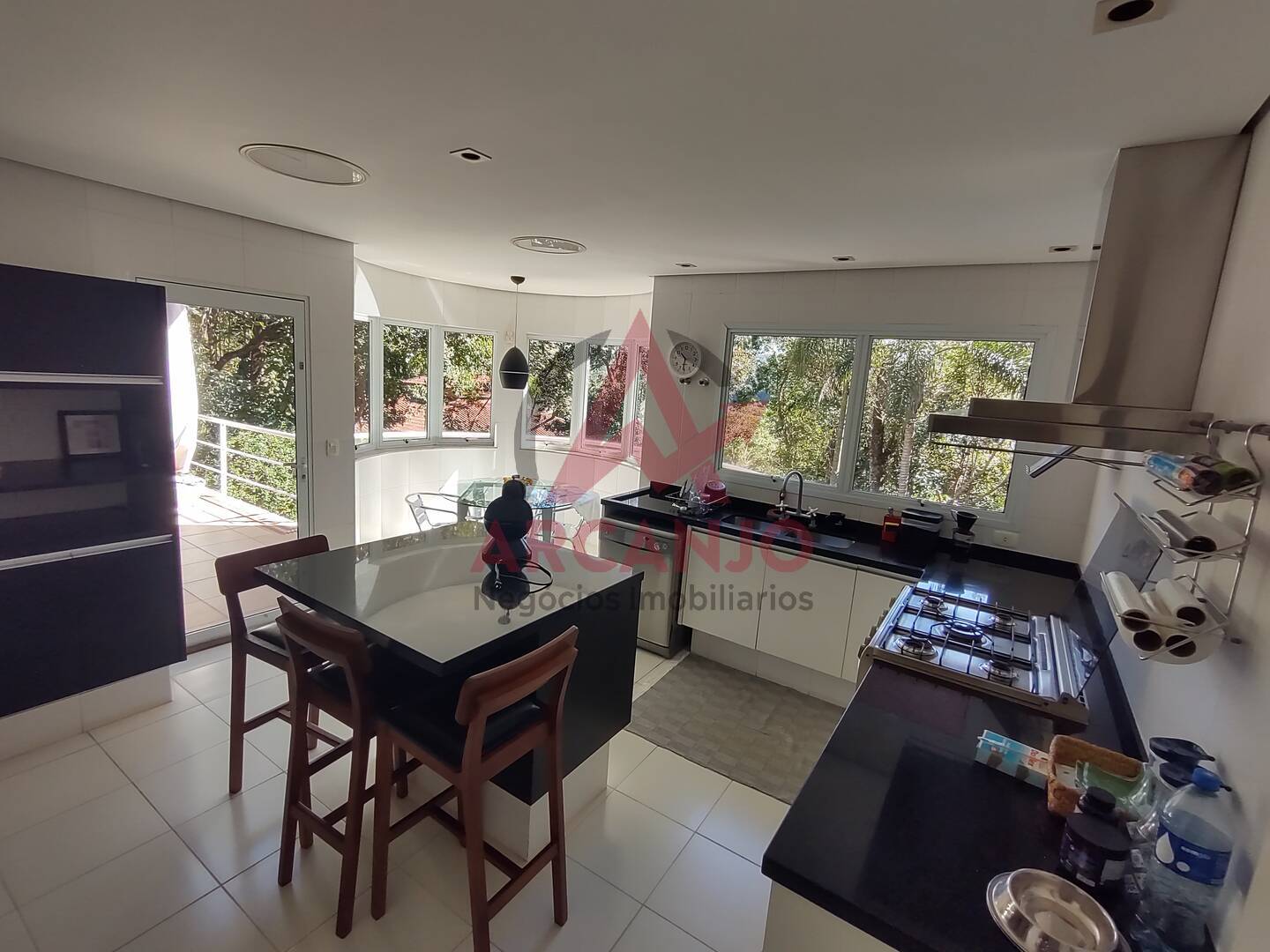 Casa à venda com 3 quartos, 346m² - Foto 19