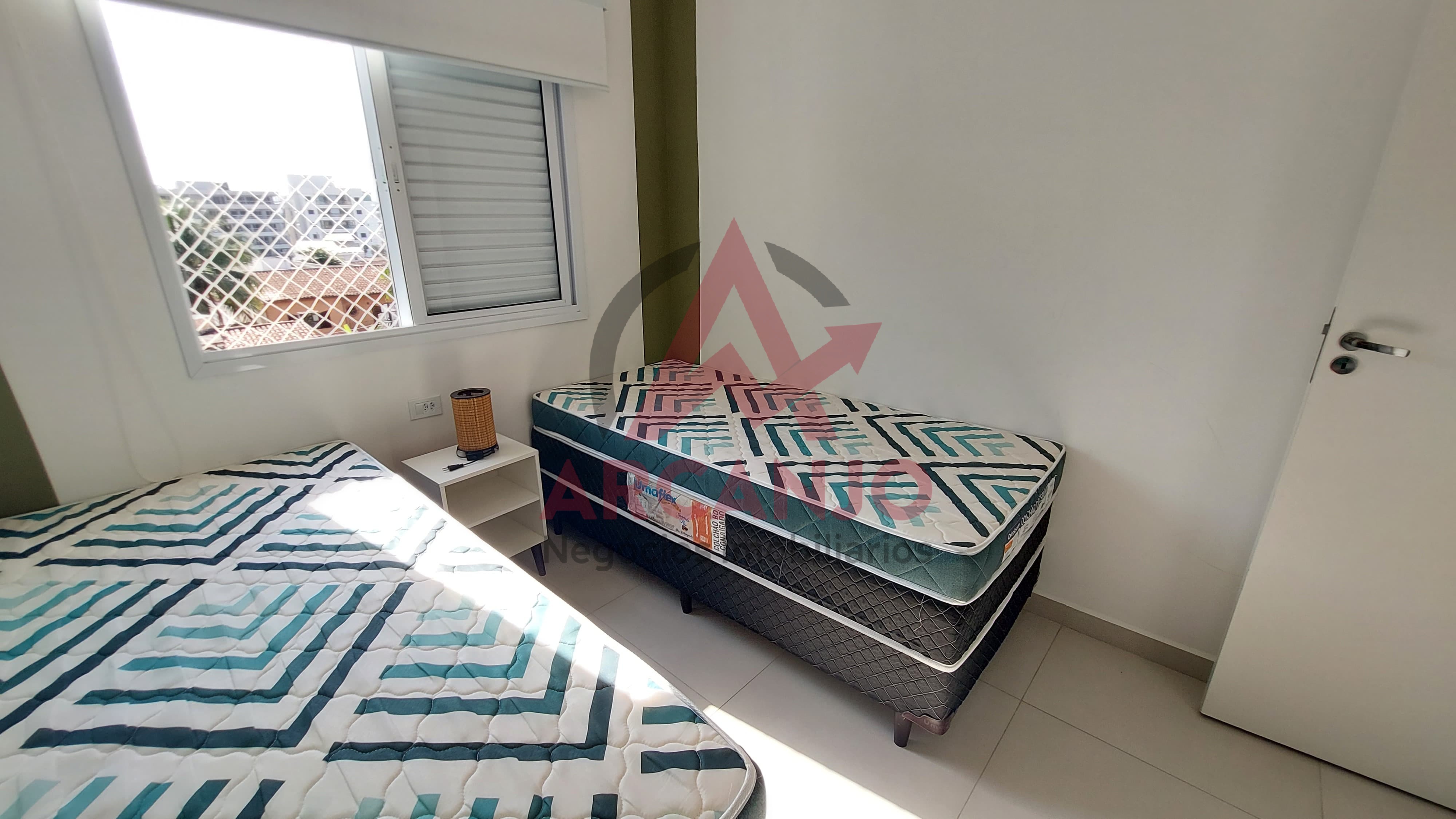 Apartamento à venda com 2 quartos, 65m² - Foto 19