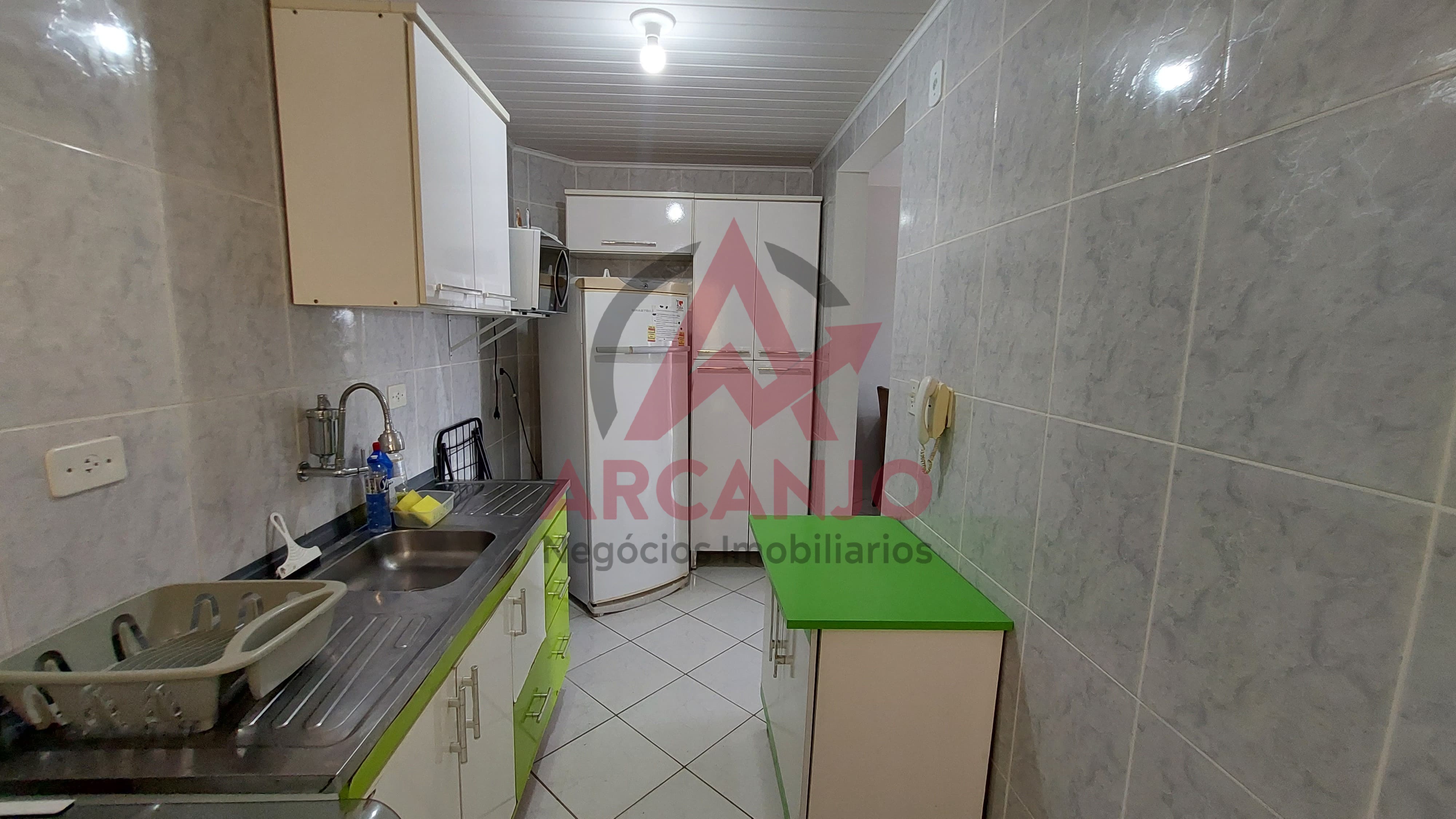 Apartamento à venda com 2 quartos, 60m² - Foto 9