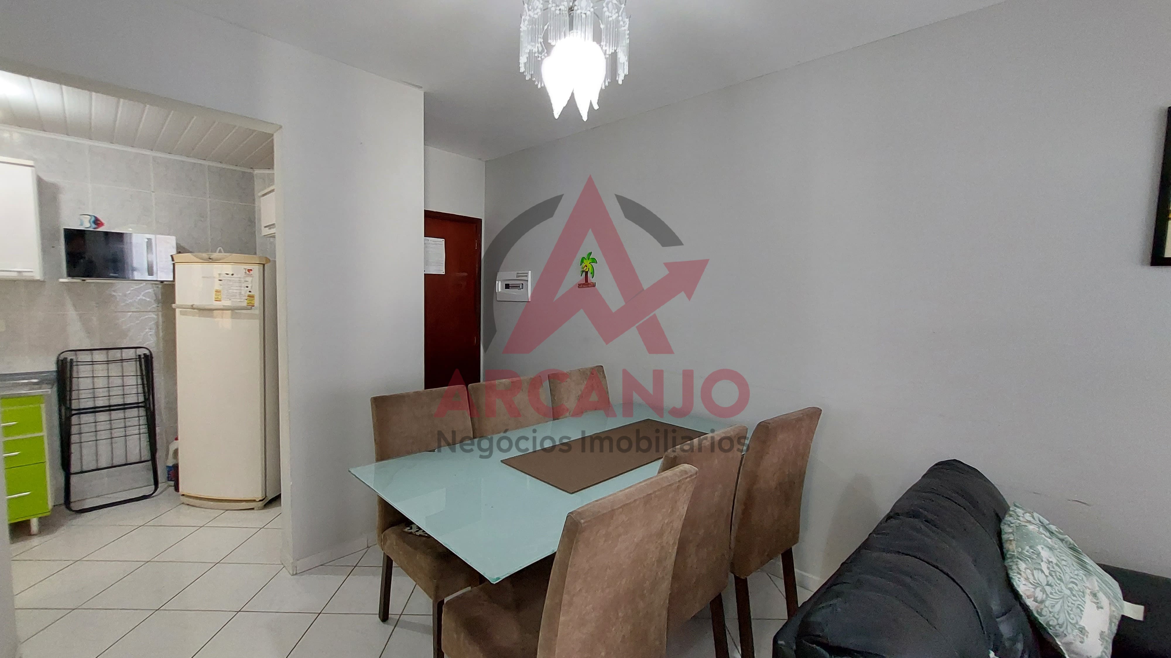 Apartamento à venda com 2 quartos, 60m² - Foto 5