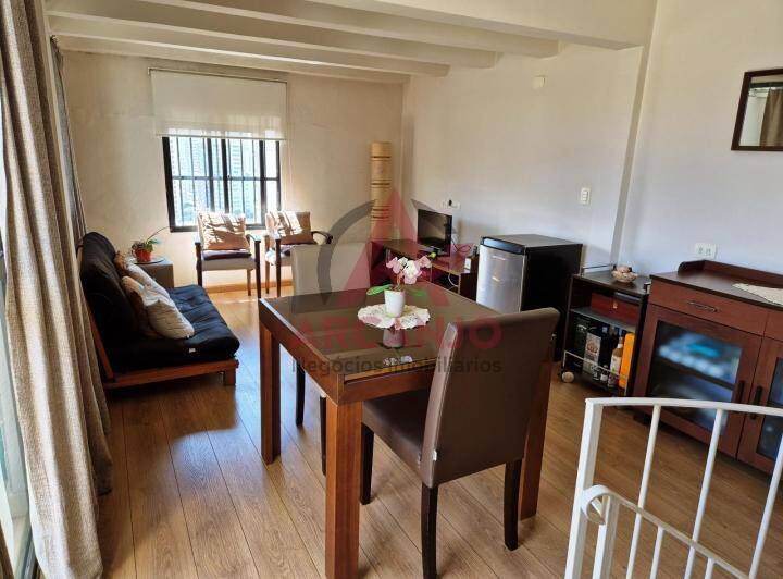 Apartamento à venda com 2 quartos, 105m² - Foto 3