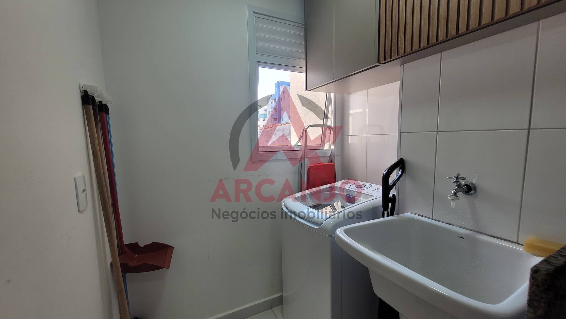 Apartamento à venda com 2 quartos, 61m² - Foto 27