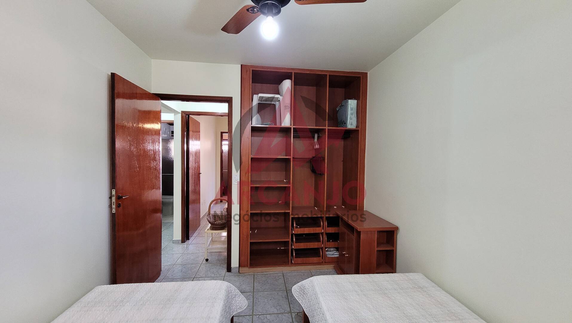 Apartamento à venda com 2 quartos, 80m² - Foto 8