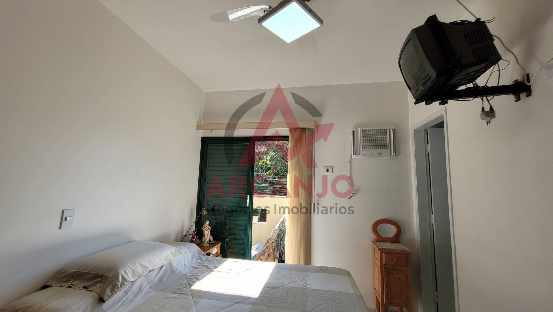 Apartamento à venda com 2 quartos, 67m² - Foto 24