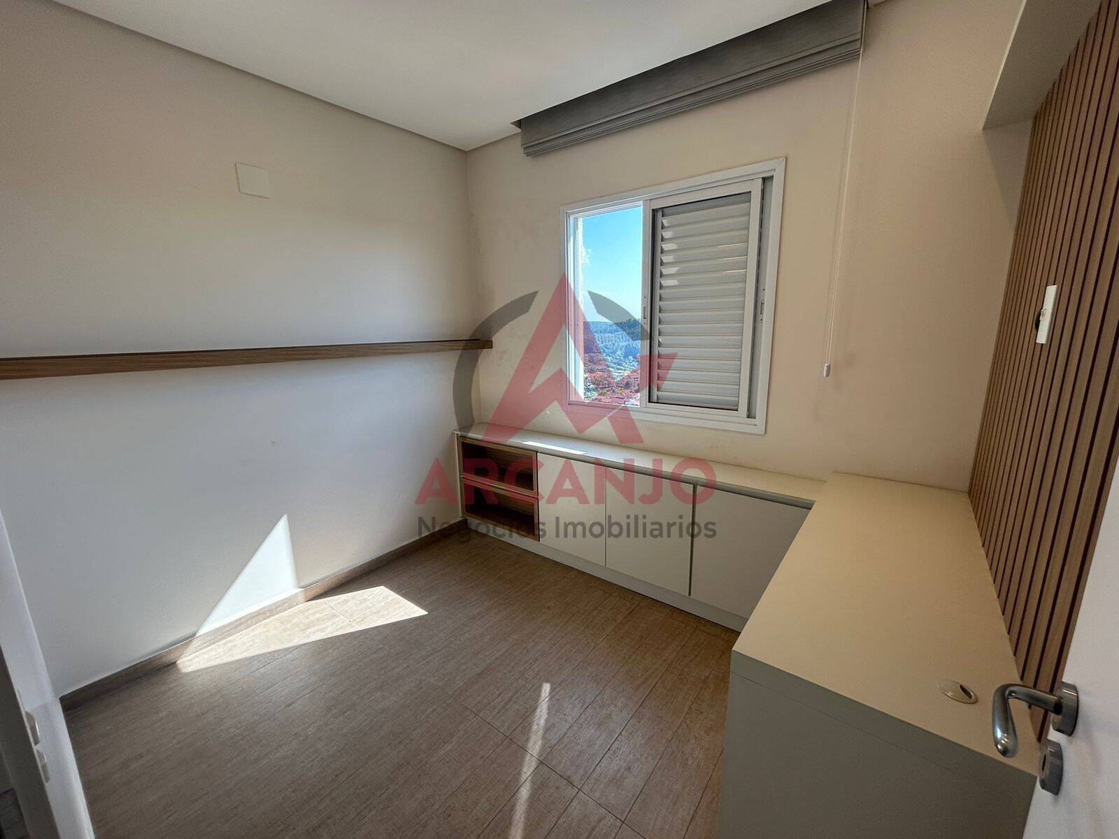 Apartamento à venda com 3 quartos, 288m² - Foto 17