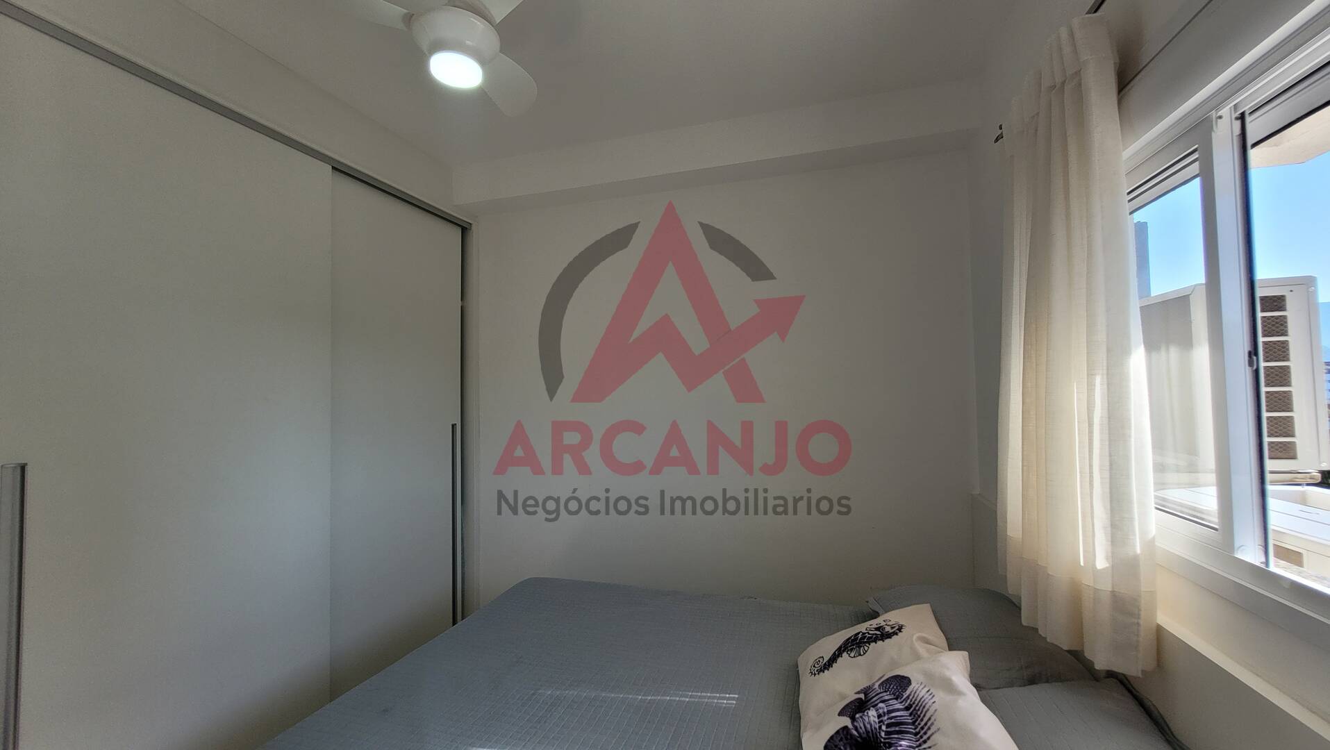 Apartamento à venda com 2 quartos, 63m² - Foto 12