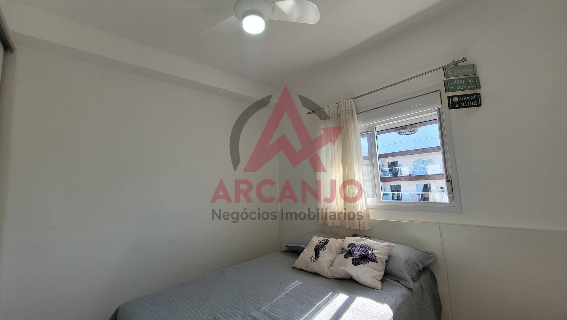 Apartamento à venda com 2 quartos, 63m² - Foto 13