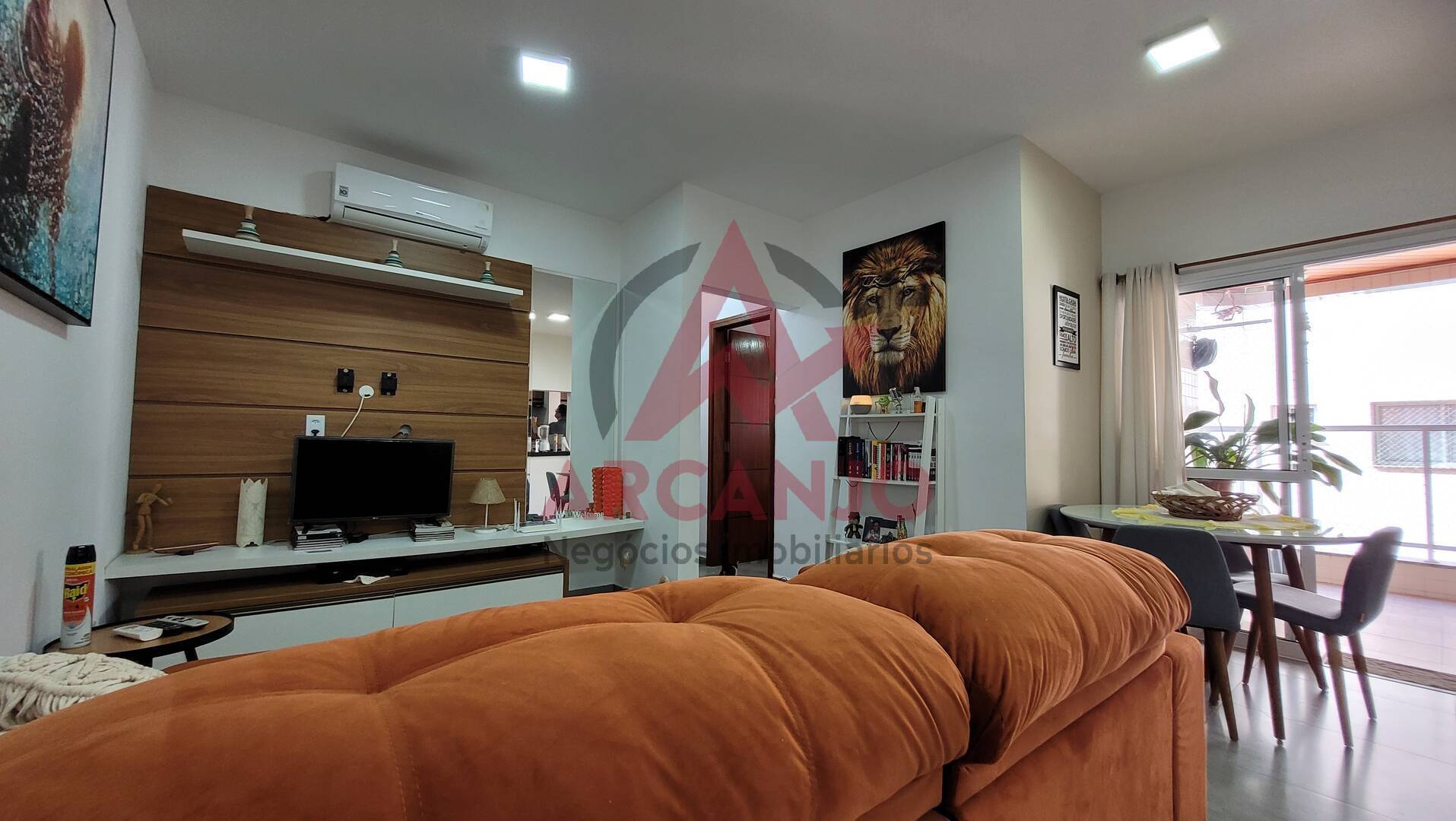 Apartamento à venda com 2 quartos, 68m² - Foto 1