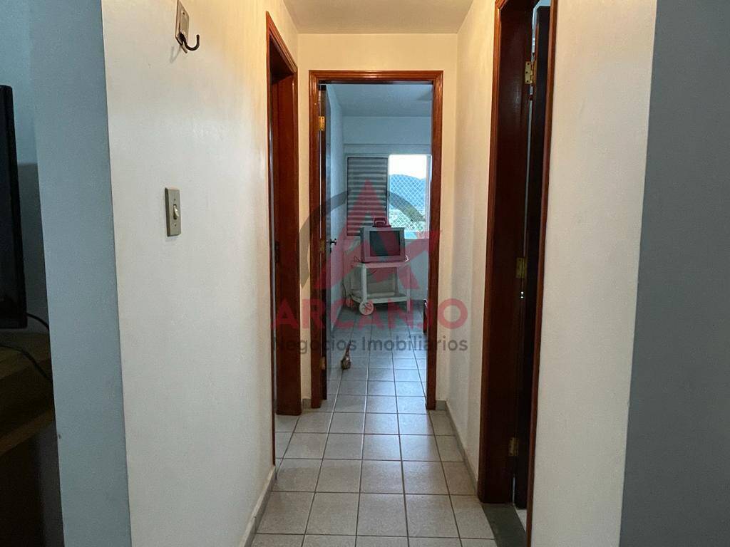 Apartamento à venda com 2 quartos, 110m² - Foto 11