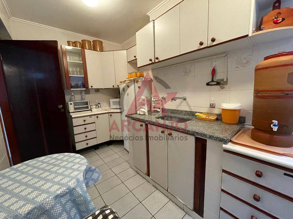 Apartamento à venda com 2 quartos, 110m² - Foto 9