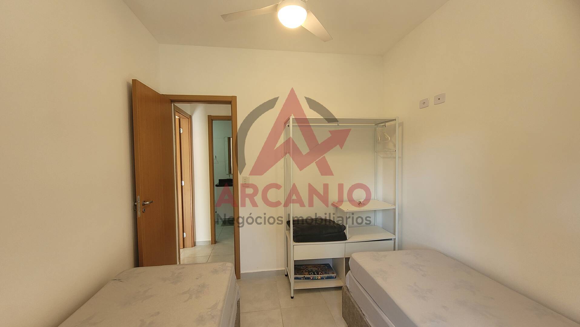 Apartamento à venda com 2 quartos, 77m² - Foto 17