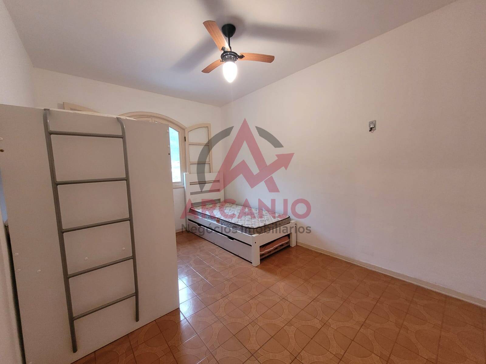 Apartamento à venda com 2 quartos, 65m² - Foto 17