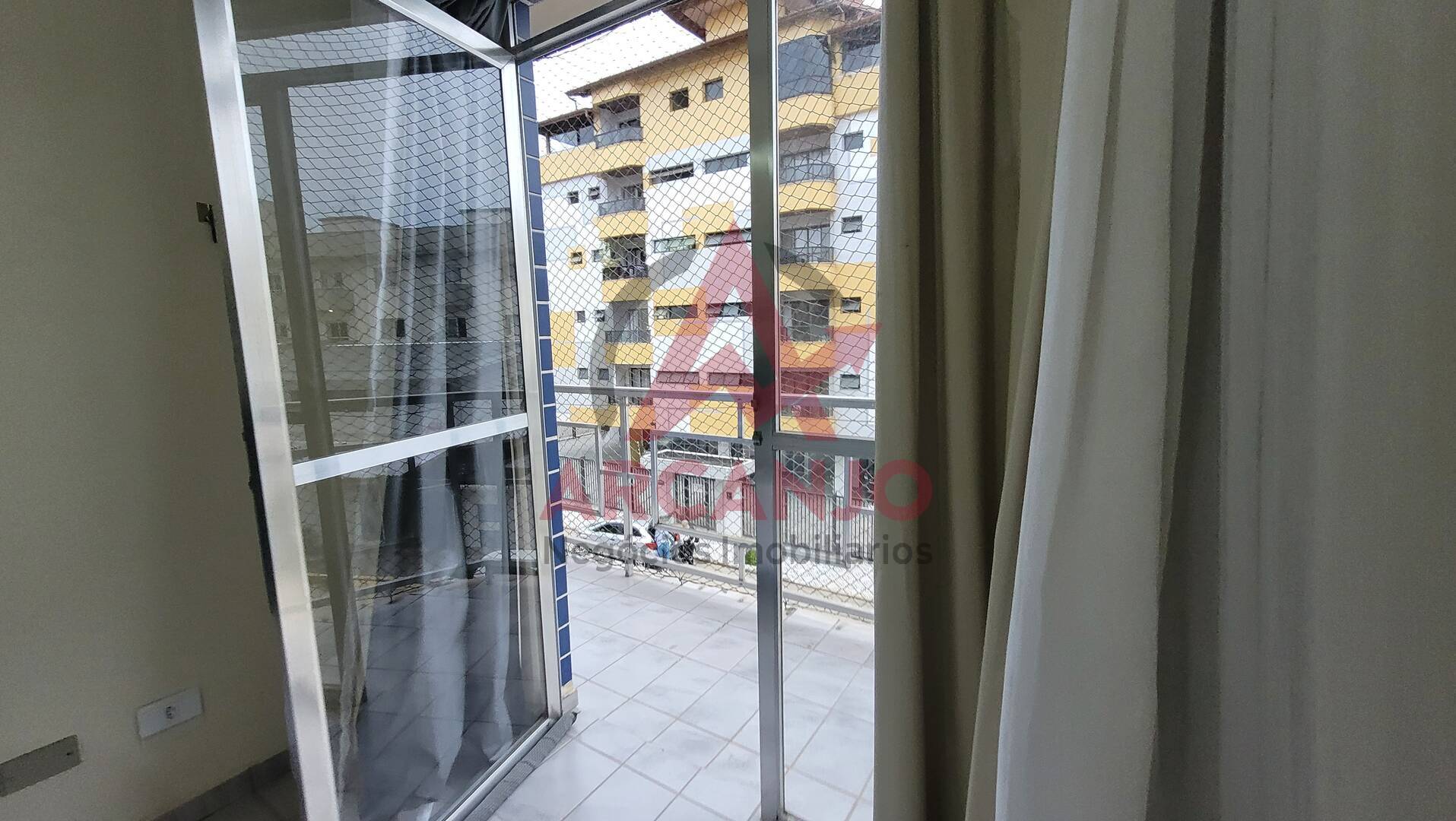 Apartamento à venda com 2 quartos, 65m² - Foto 5