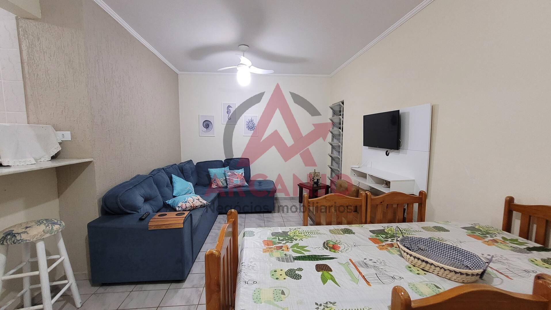 Apartamento à venda com 2 quartos, 65m² - Foto 1