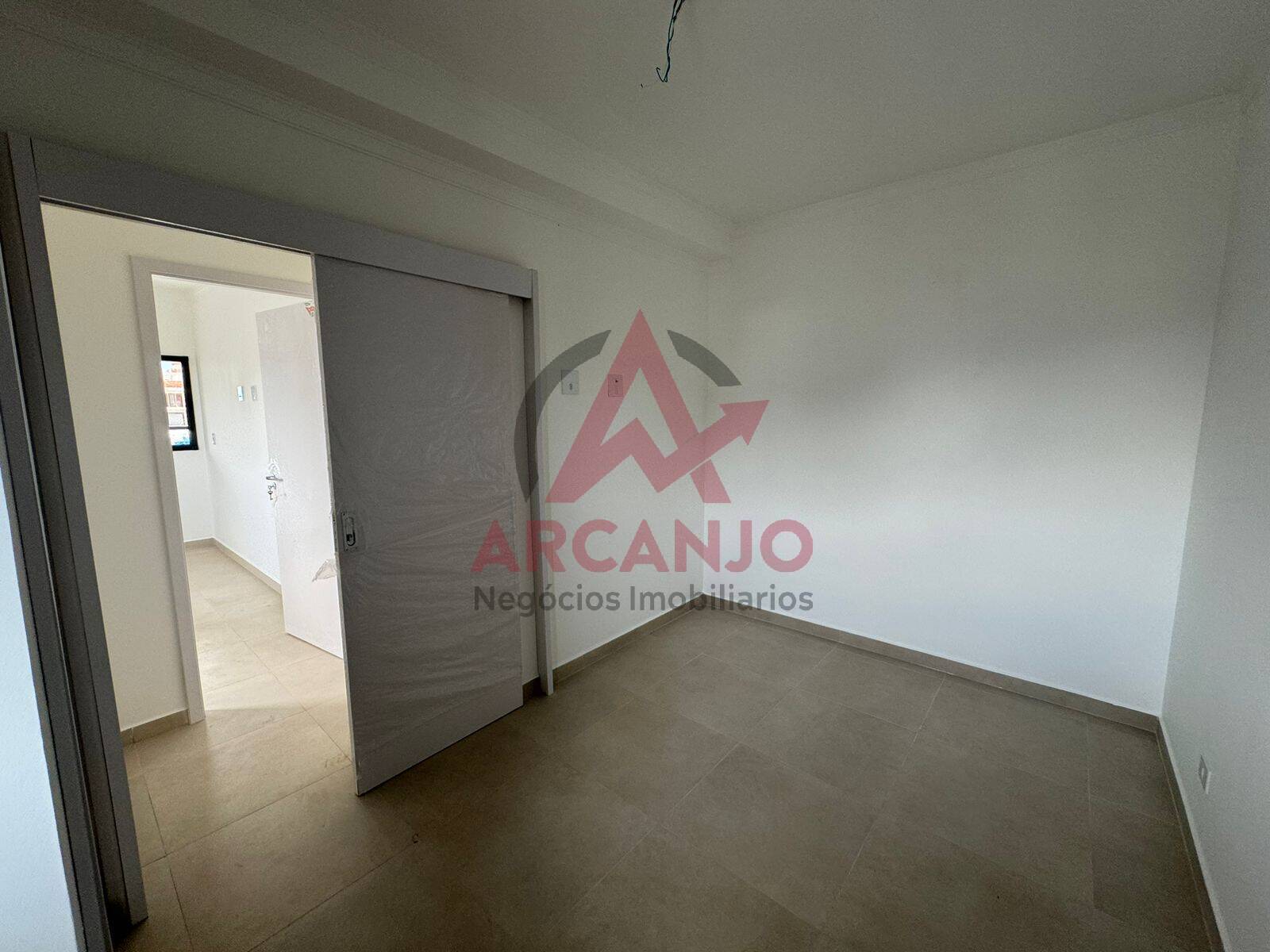 Apartamento à venda com 2 quartos, 75m² - Foto 6