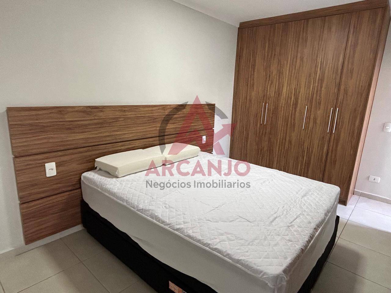 Apartamento à venda com 2 quartos, 70m² - Foto 18