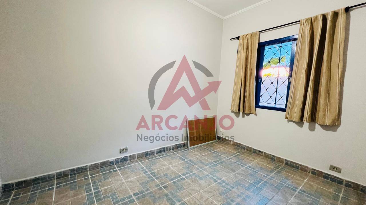 Casa à venda com 4 quartos, 258m² - Foto 16