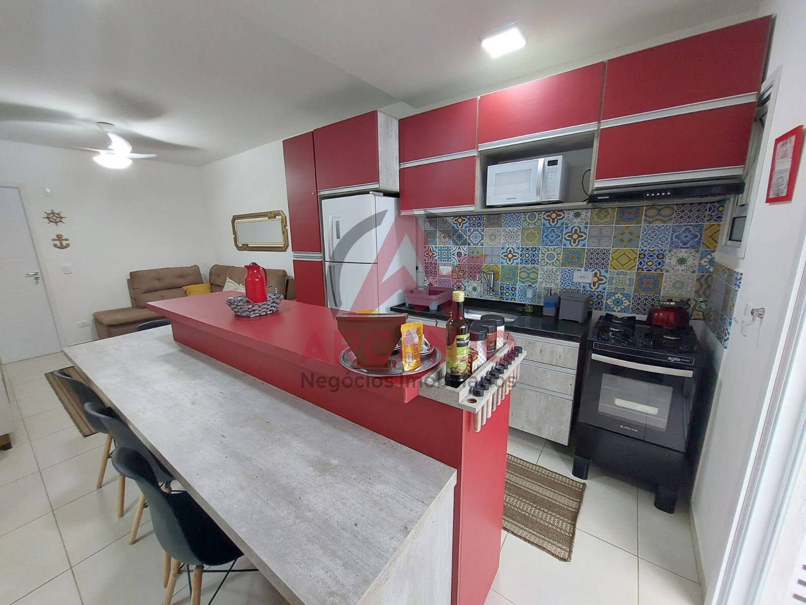 Apartamento à venda com 2 quartos, 62m² - Foto 1