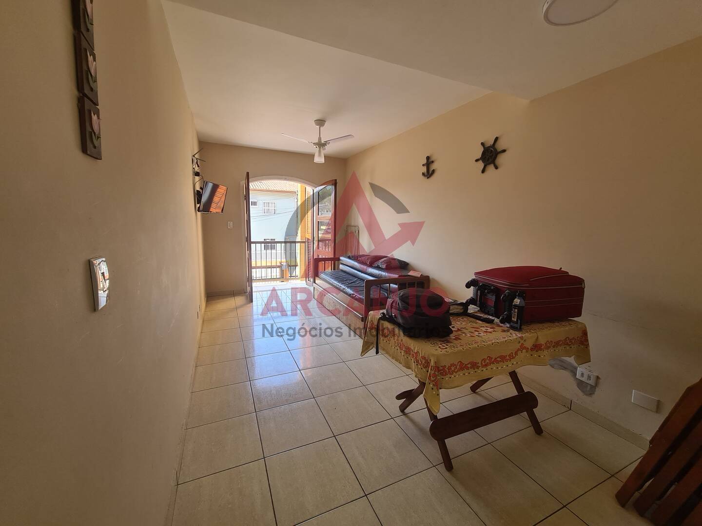 Apartamento à venda com 2 quartos, 62m² - Foto 3