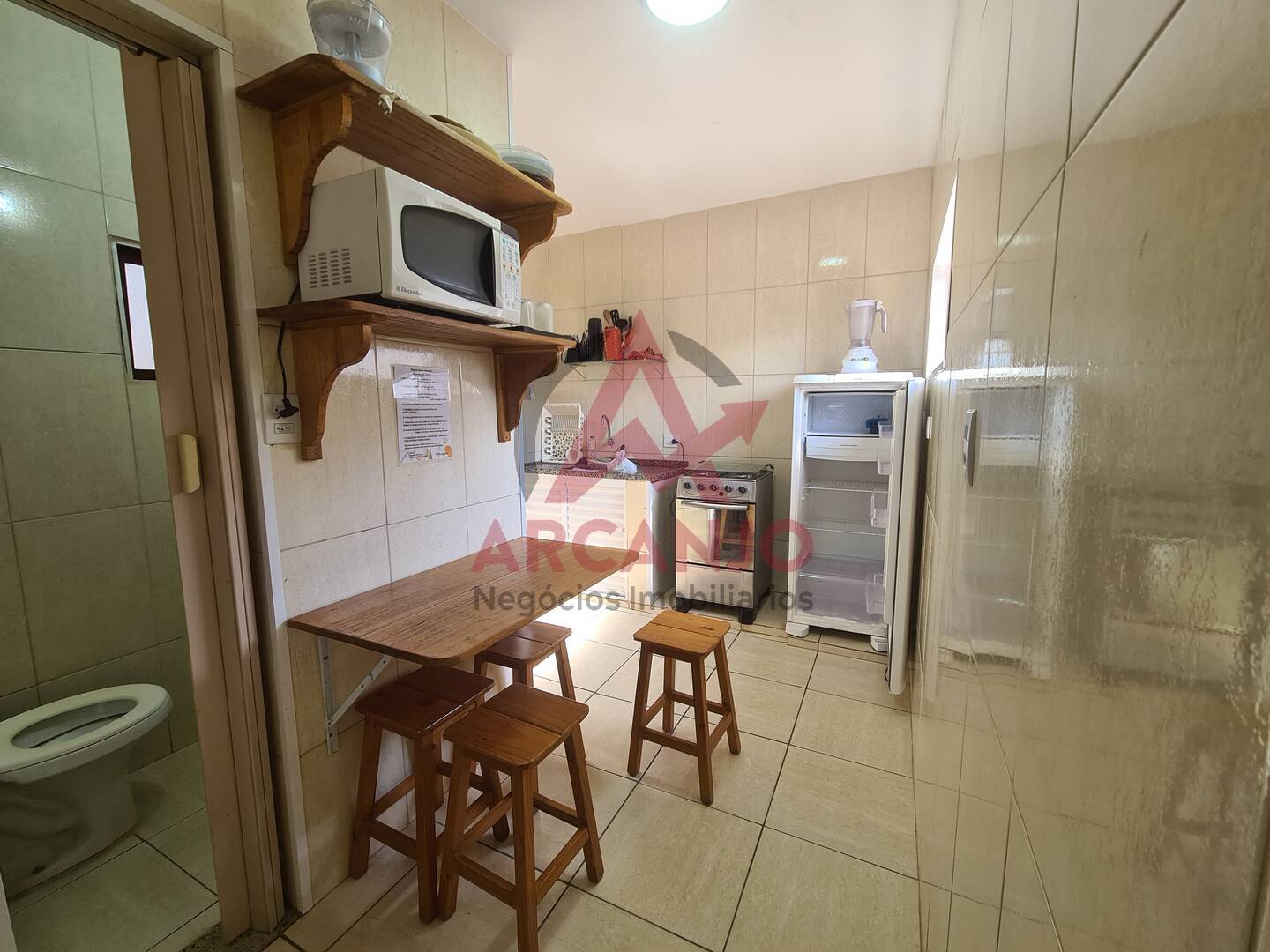 Apartamento à venda com 2 quartos, 62m² - Foto 4