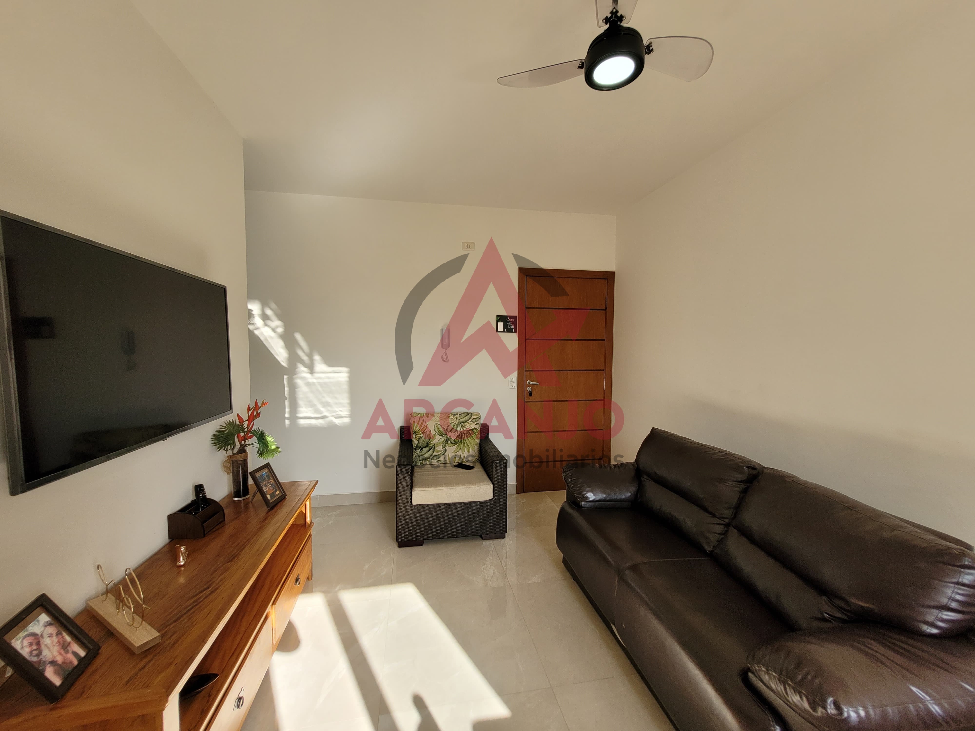 Apartamento à venda com 2 quartos, 55m² - Foto 2