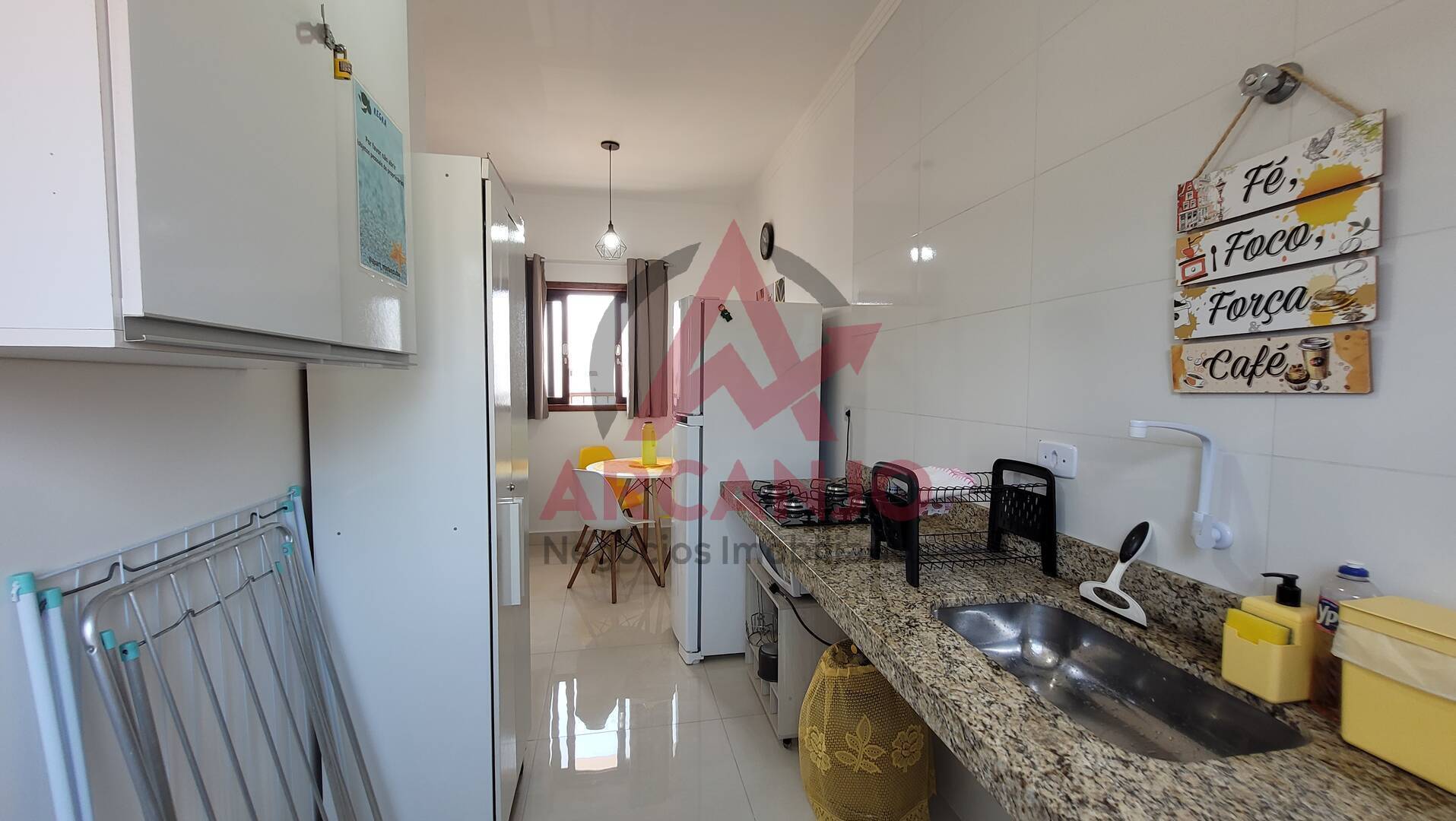 Apartamento à venda com 2 quartos, 45m² - Foto 8