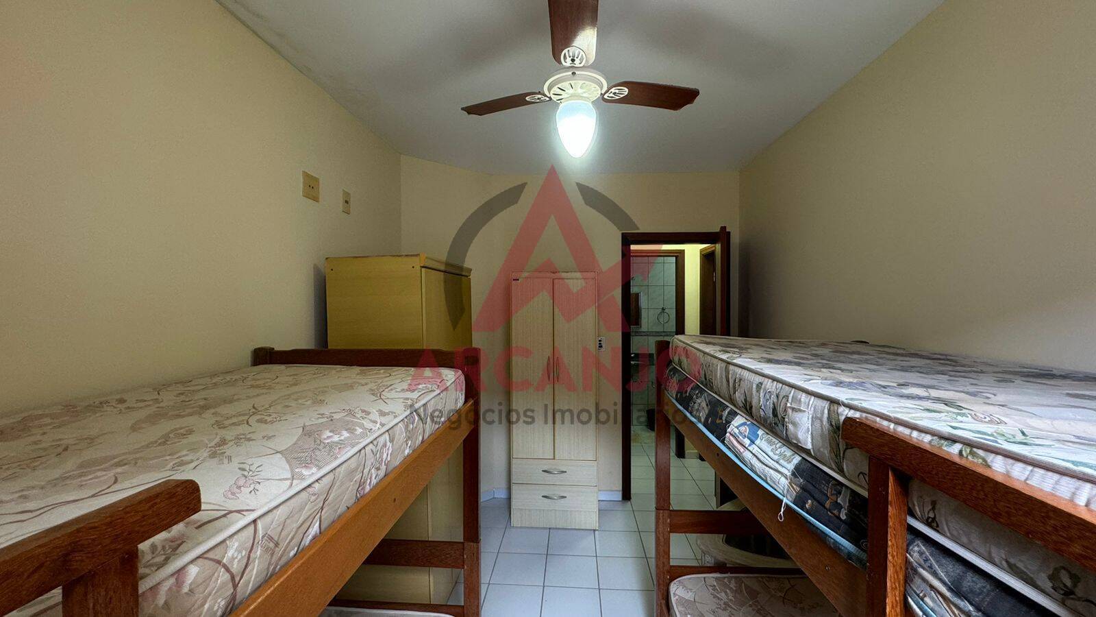 Apartamento à venda com 2 quartos, 65m² - Foto 14