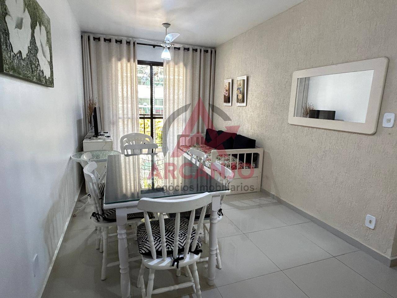 Apartamento à venda com 3 quartos, 94m² - Foto 4