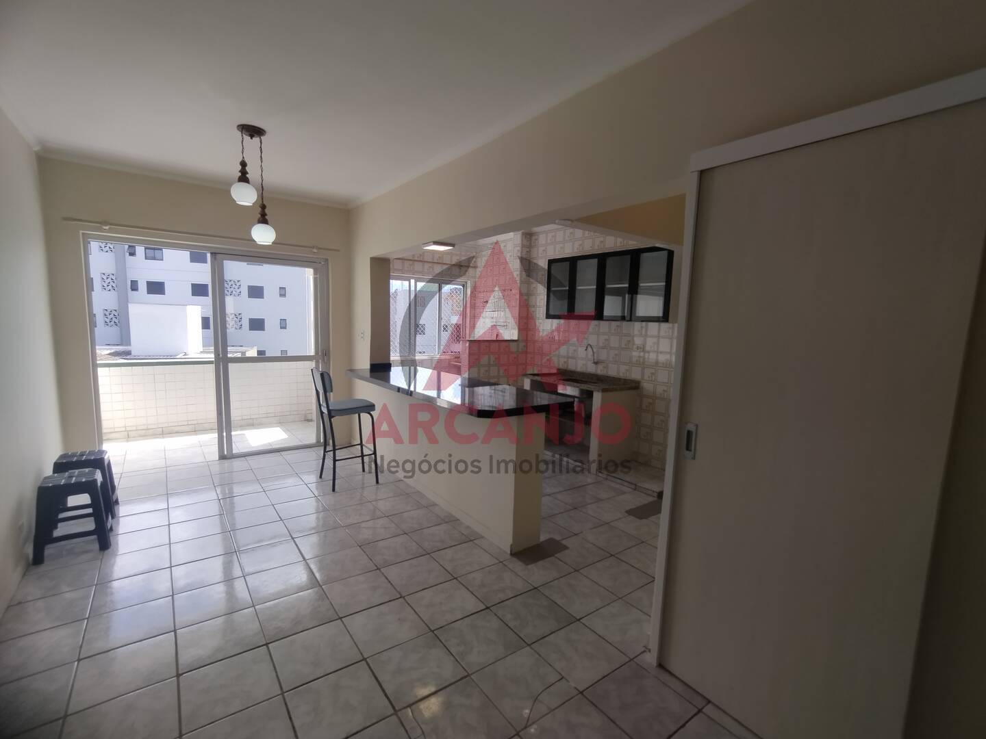 Apartamento para alugar com 2 quartos, 72m² - Foto 1