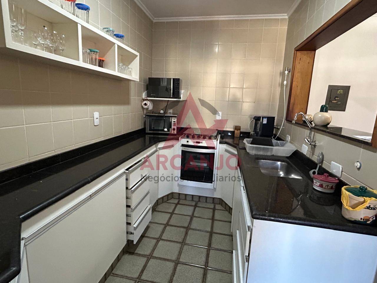 Apartamento à venda com 3 quartos, 170m² - Foto 20