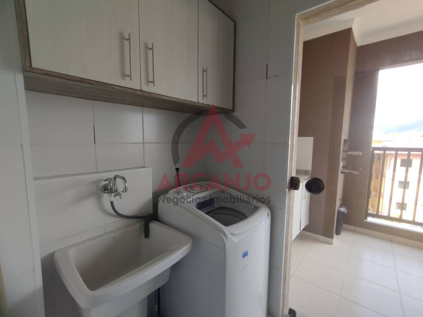 Apartamento para alugar com 3 quartos, 120m² - Foto 10