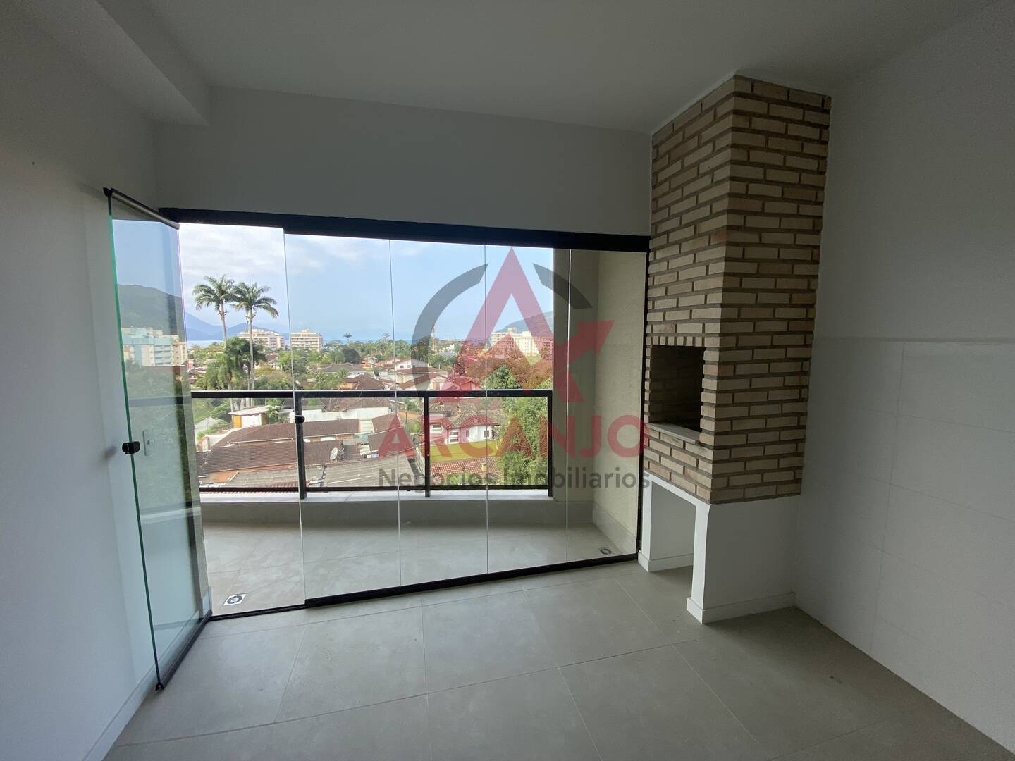 Apartamento à venda com 3 quartos, 110m² - Foto 11