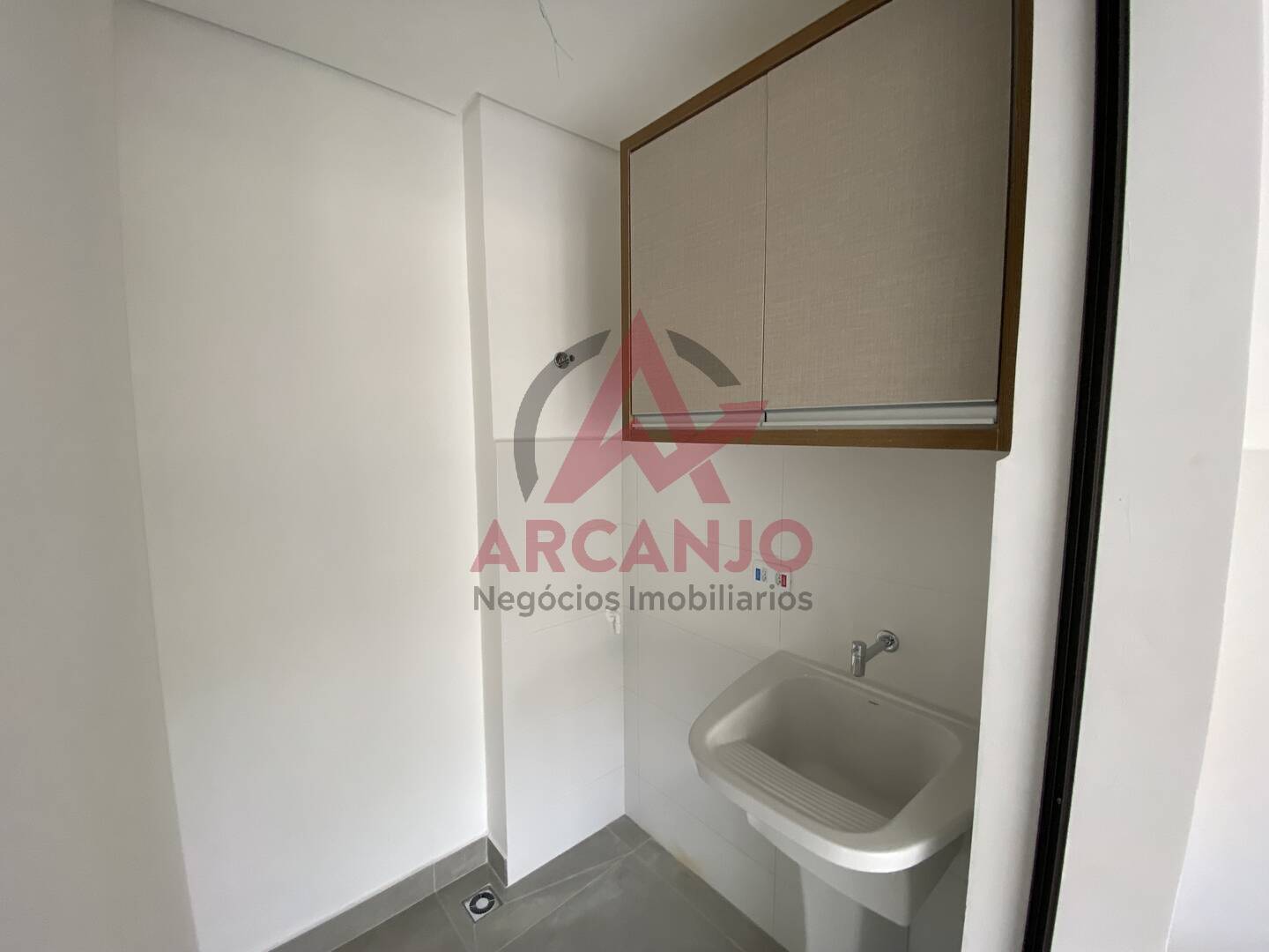 Apartamento à venda com 2 quartos, 74m² - Foto 4