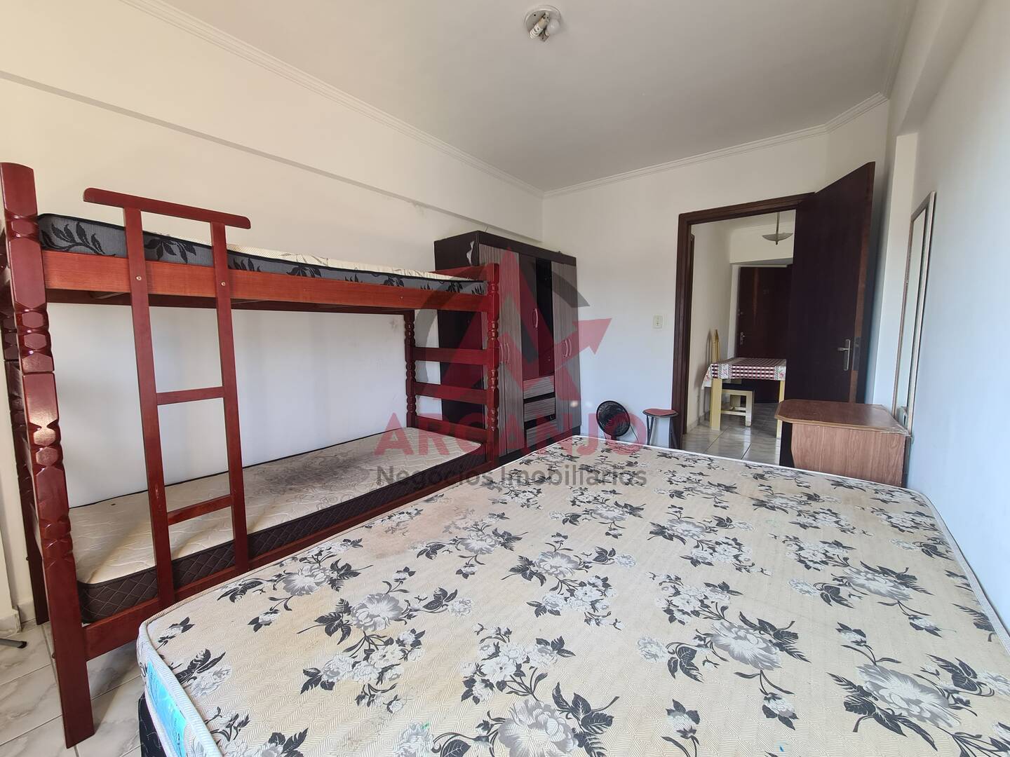 Apartamento à venda com 1 quarto, 53m² - Foto 12