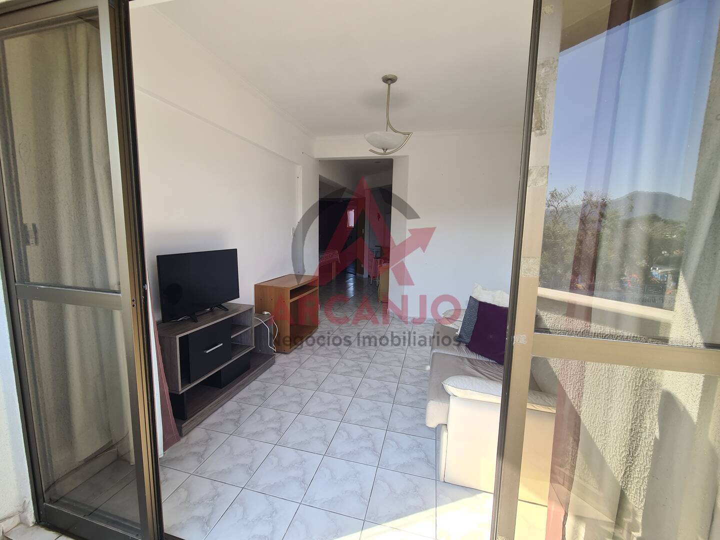 Apartamento à venda com 1 quarto, 53m² - Foto 17