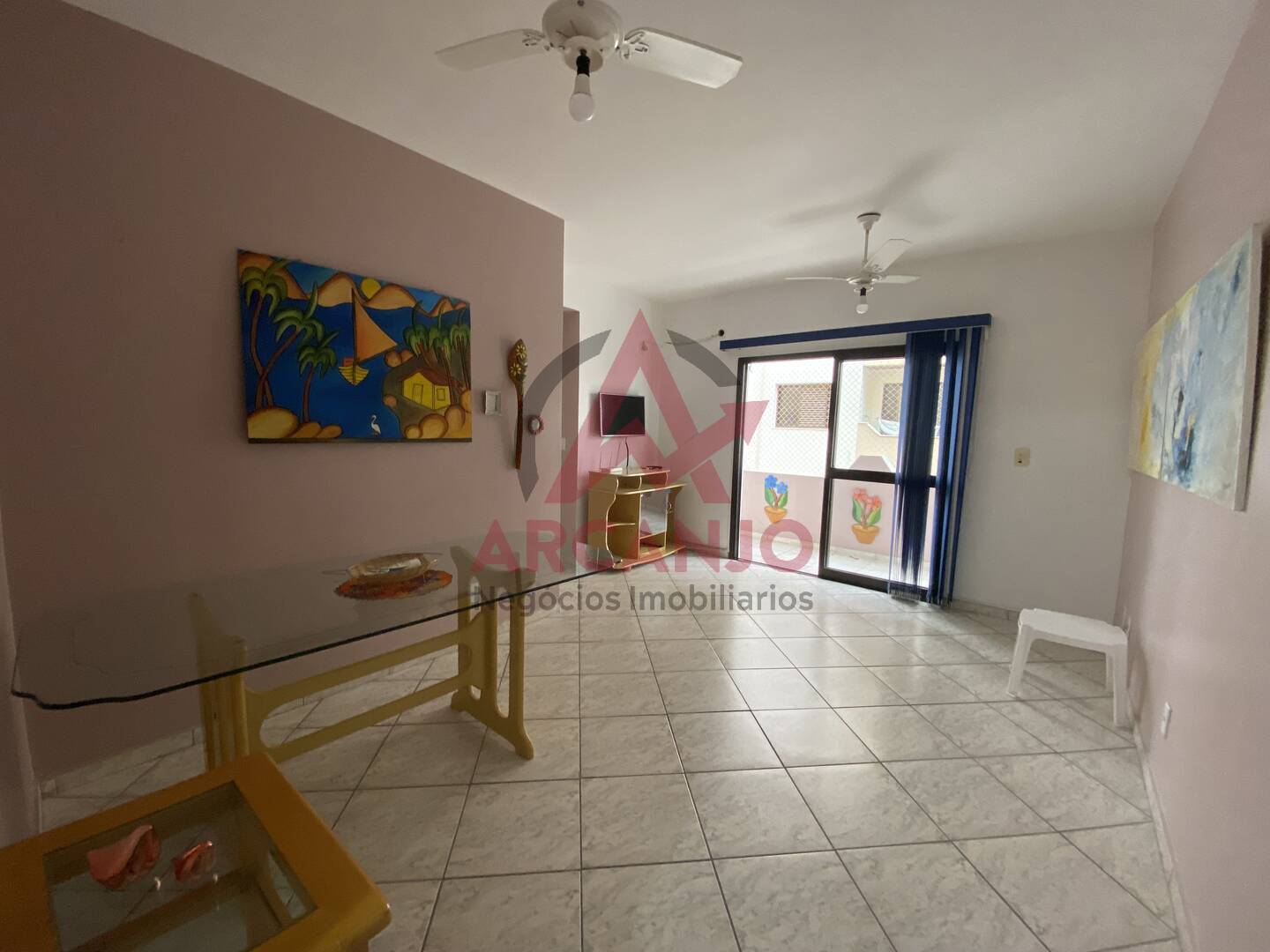 Apartamento à venda com 3 quartos, 80m² - Foto 1