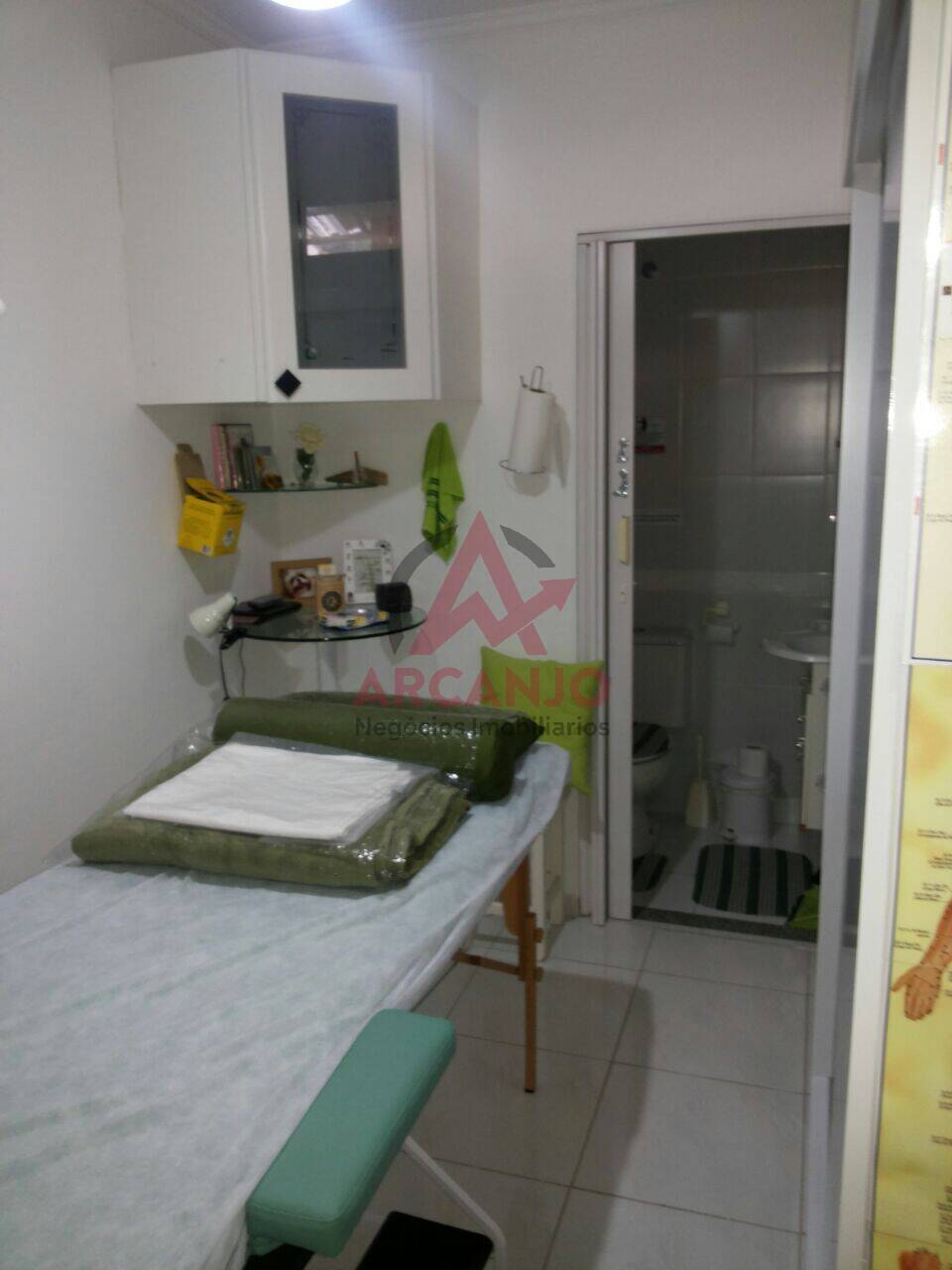 Casa à venda com 3 quartos, 200m² - Foto 7