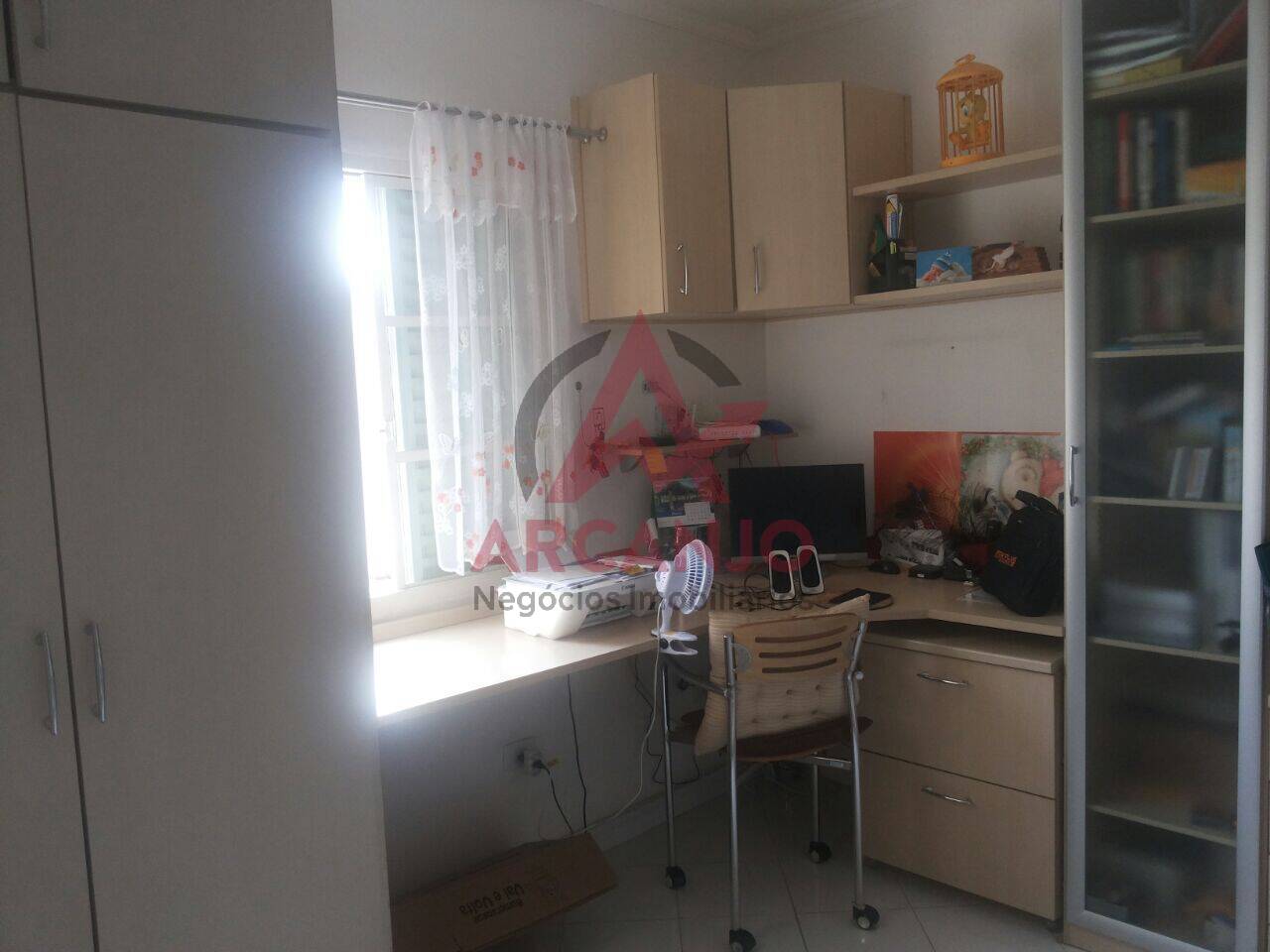 Casa à venda com 3 quartos, 200m² - Foto 15